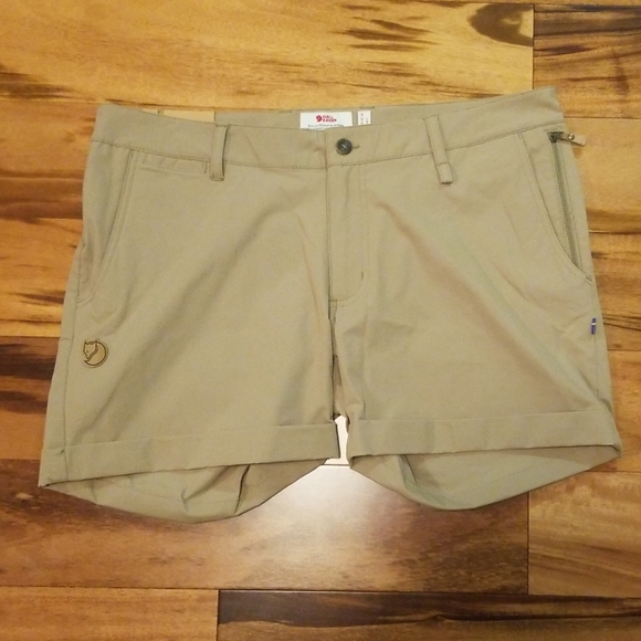 abisko stretch shorts w